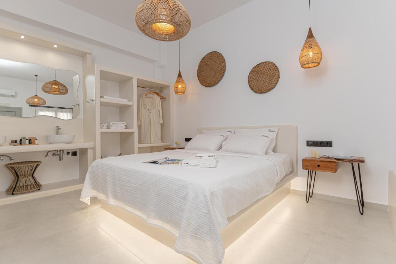 Adama'S Suites Naxos City エクステリア 写真