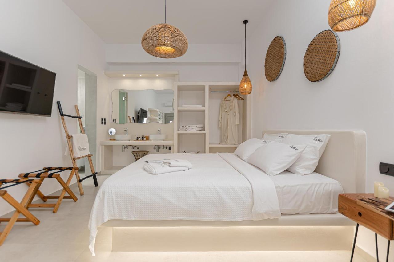 Adama'S Suites Naxos City エクステリア 写真