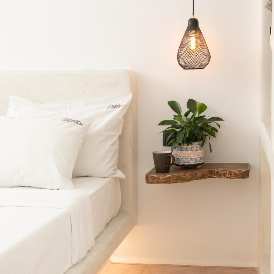 Adama'S Suites Naxos City エクステリア 写真