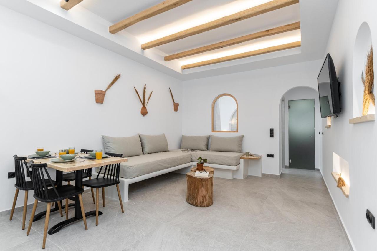 Adama'S Suites Naxos City エクステリア 写真