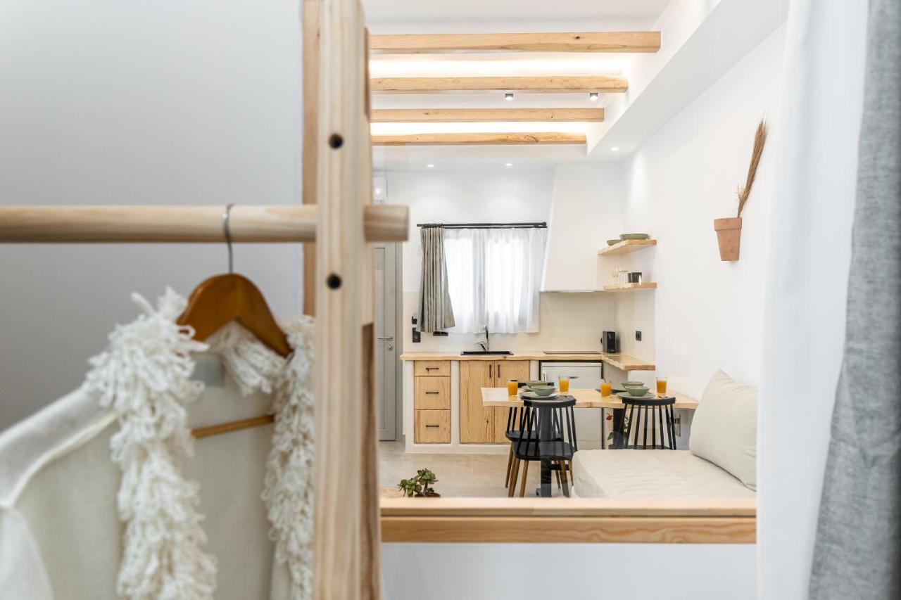 Adama'S Suites Naxos City エクステリア 写真
