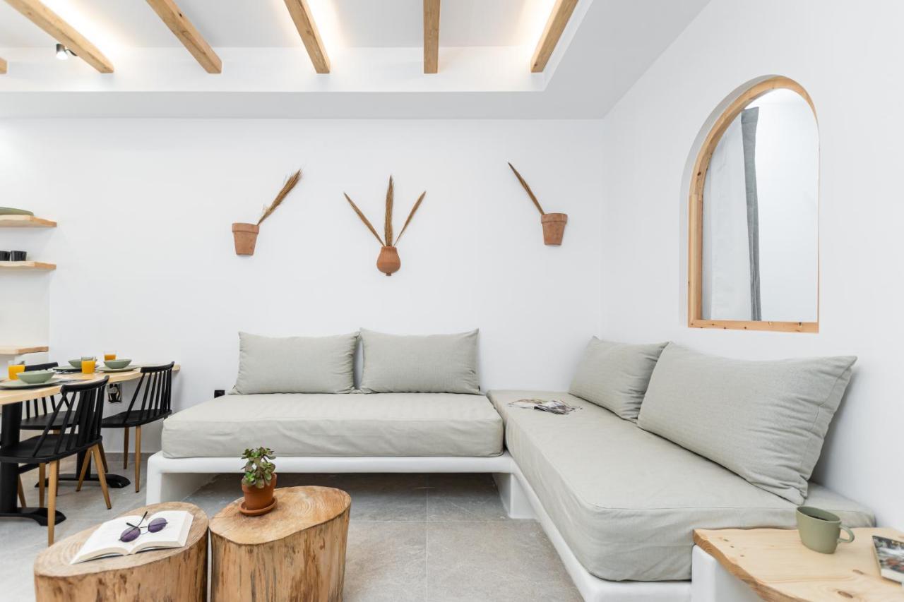 Adama'S Suites Naxos City エクステリア 写真