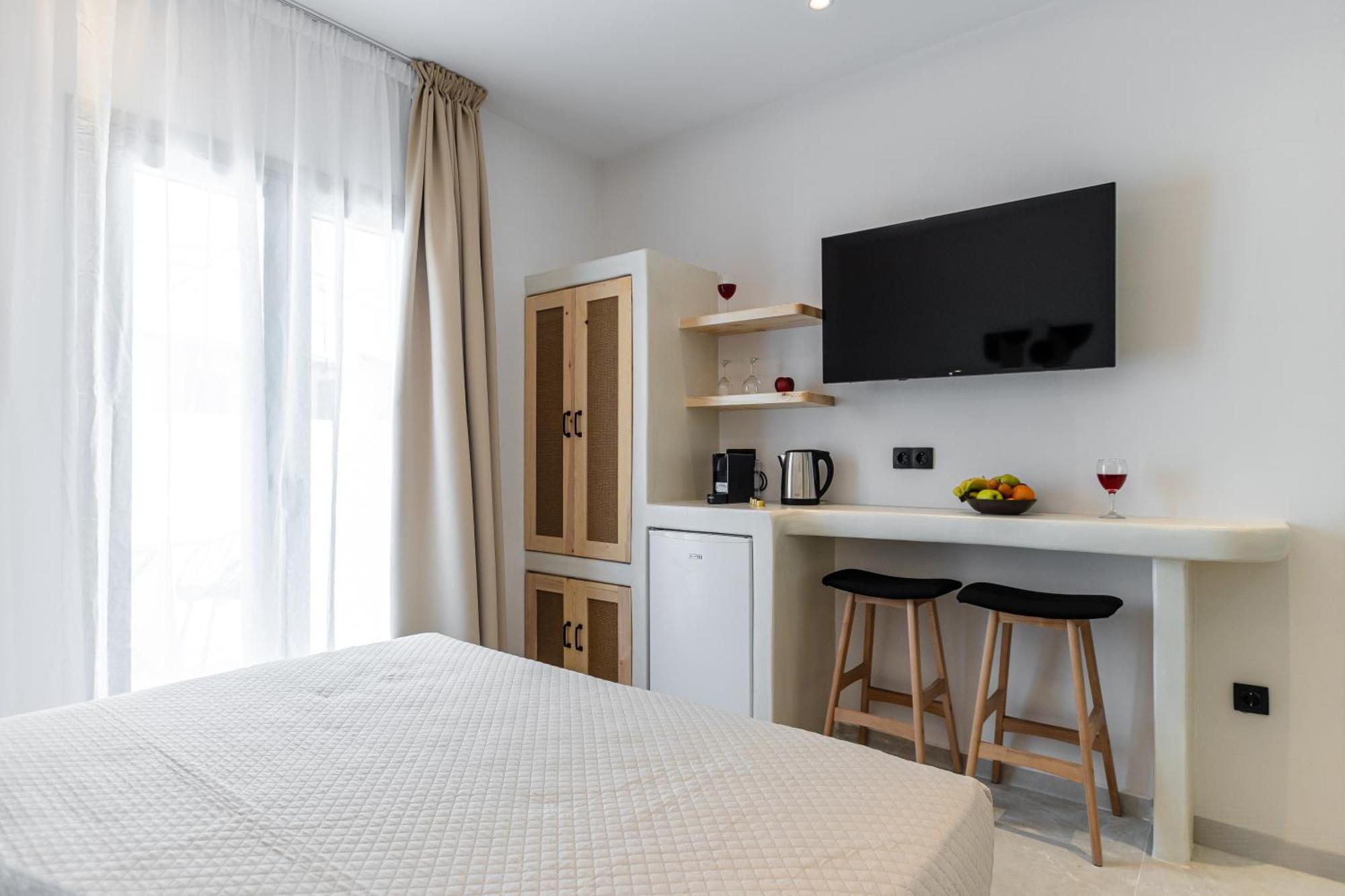 Adama'S Suites Naxos City 部屋 写真